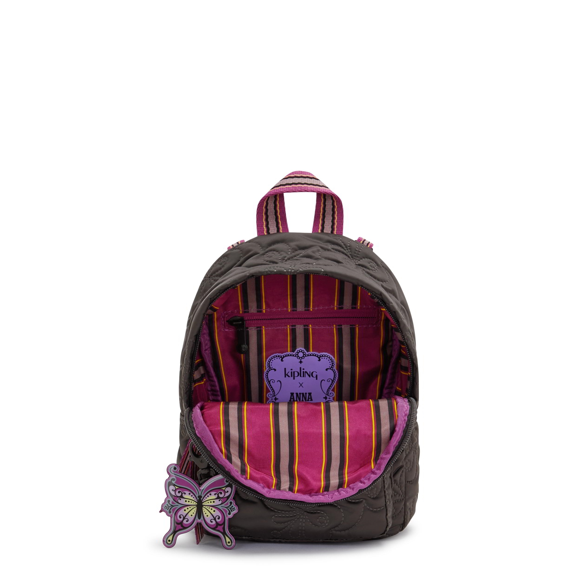resm Delia Compact